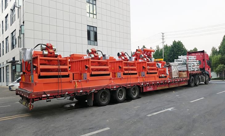 four double-deck shakers four double-deck shakers